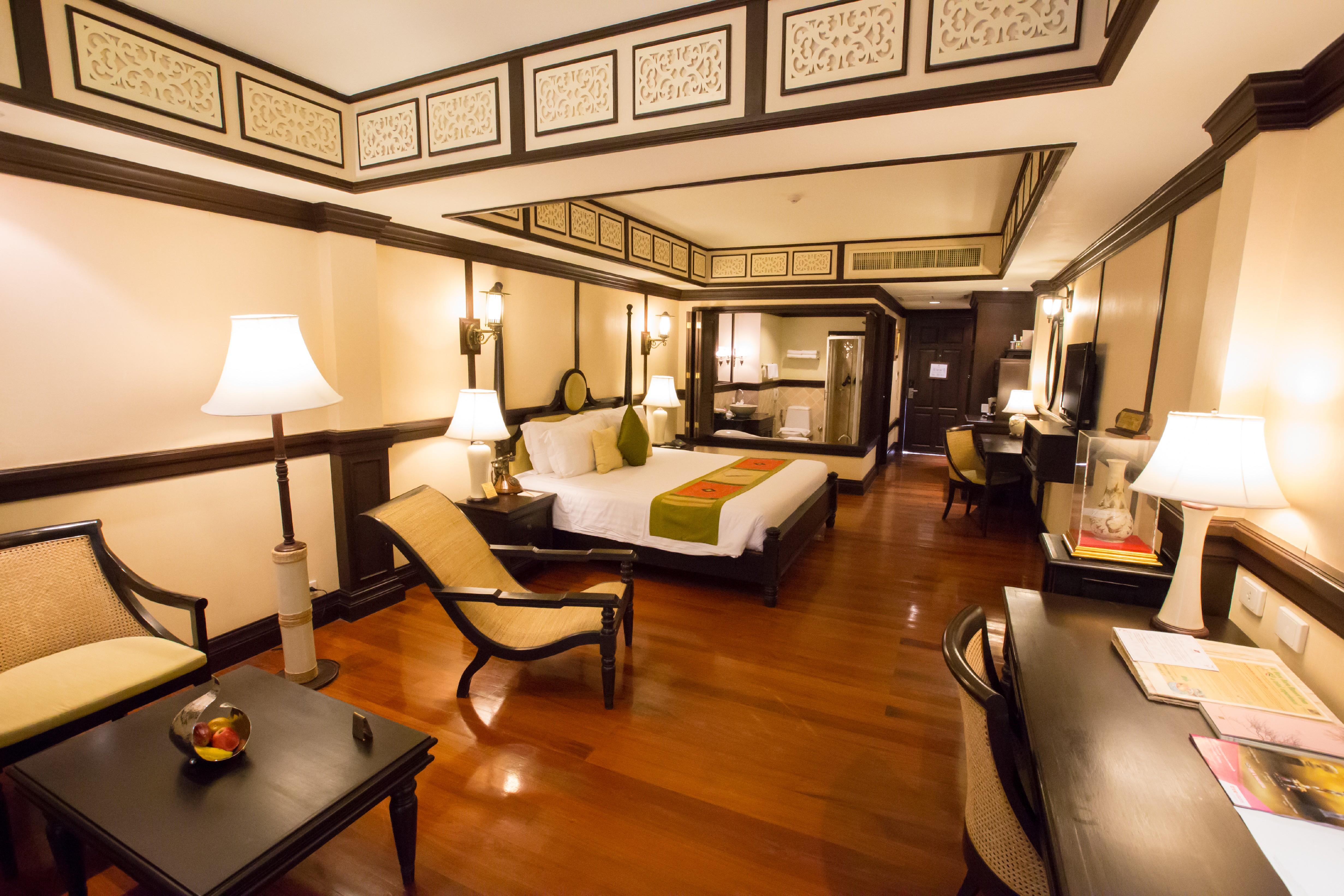 Wora Bura Hua Hin Resort&Spa - SHA Extra Plus Exterior foto A suite at the Royal Thai Suite