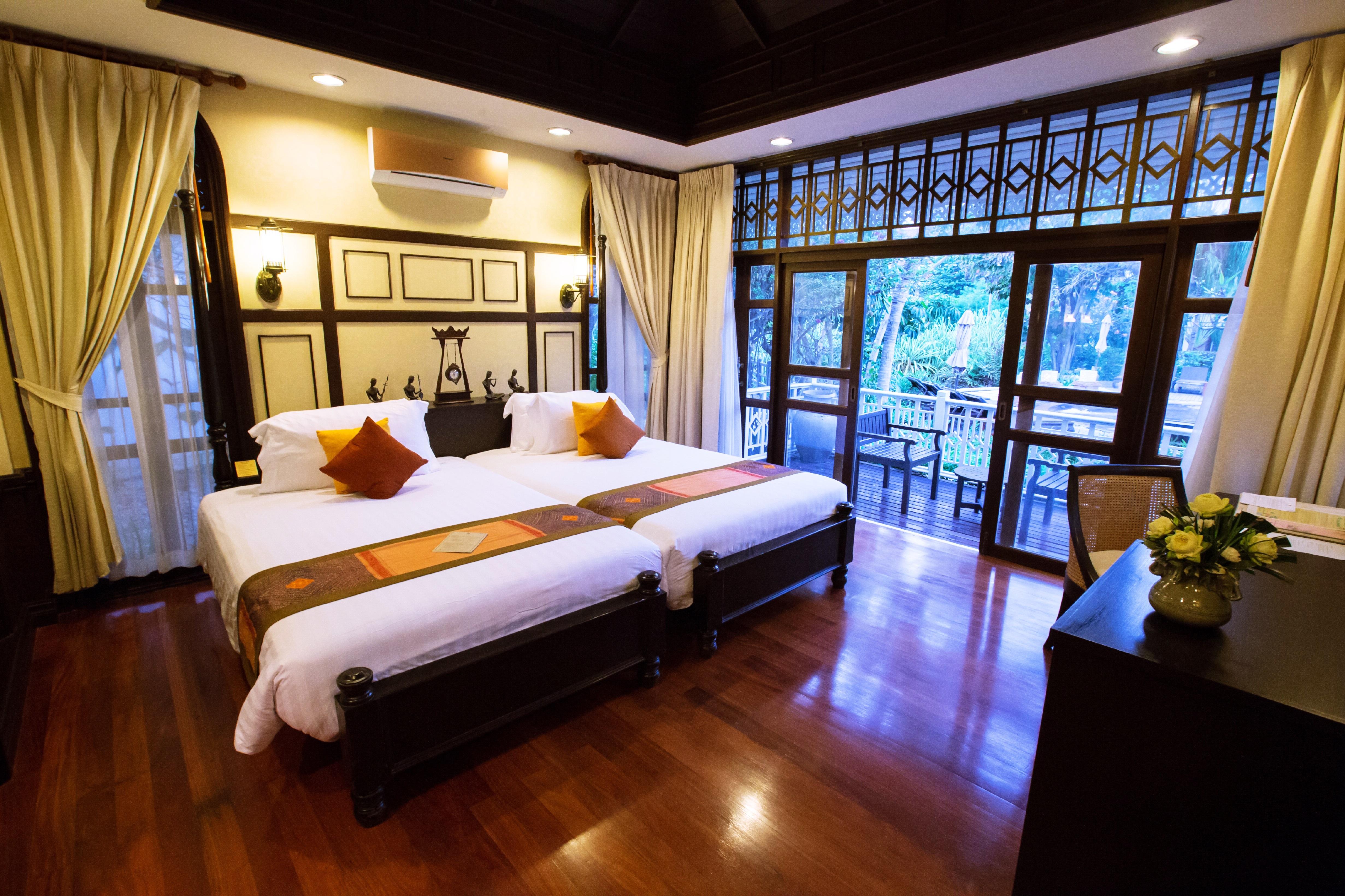 Wora Bura Hua Hin Resort&Spa - SHA Extra Plus Exterior foto Deluxe Pool Access