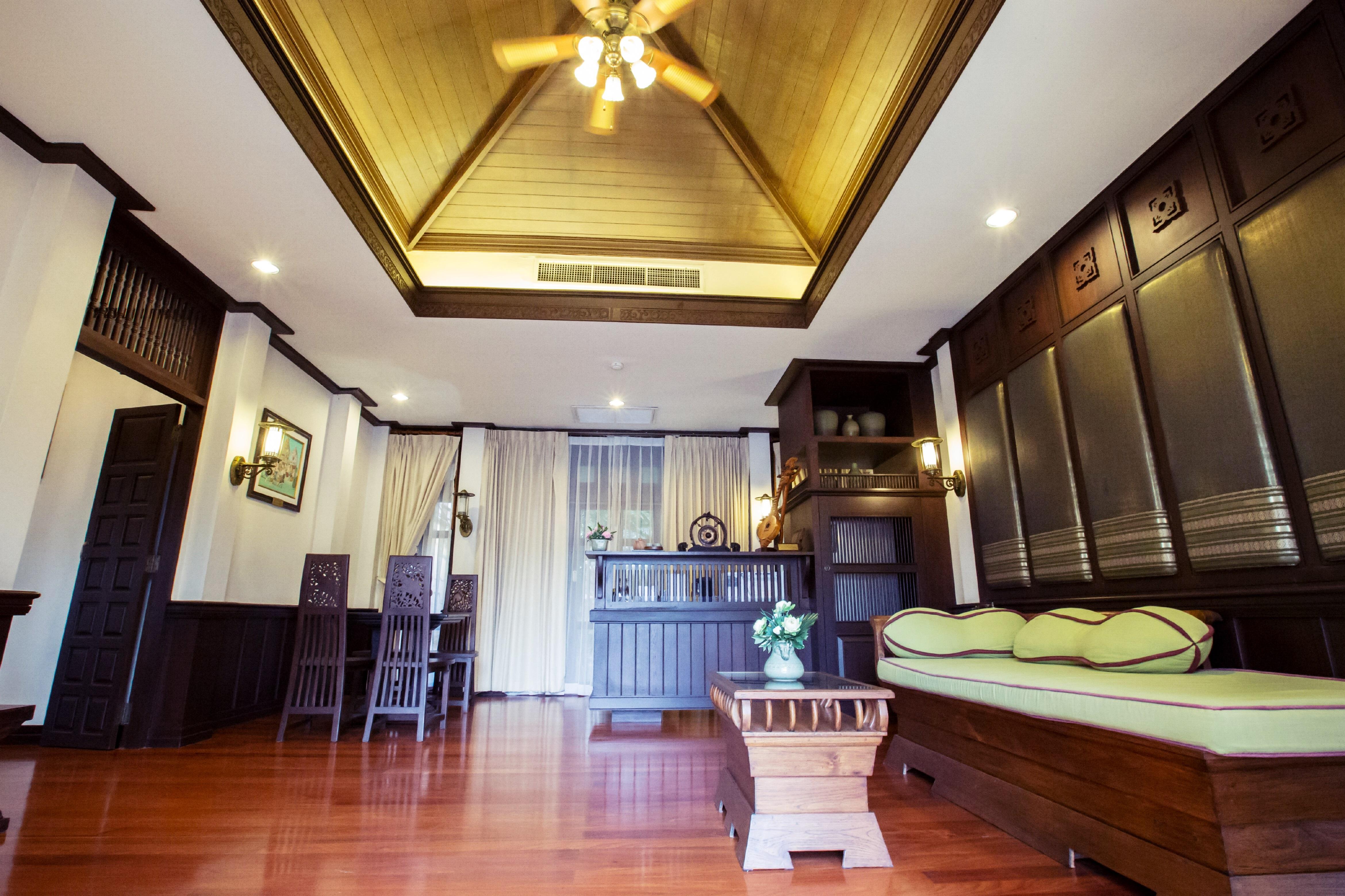Wora Bura Hua Hin Resort&Spa - SHA Extra Plus Exterior foto A room at the hotel