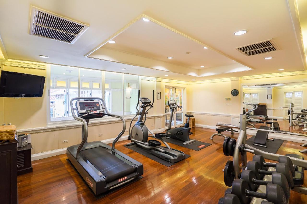 Wora Bura Hua Hin Resort&Spa - SHA Extra Plus Exterior foto The gym at the hotel
